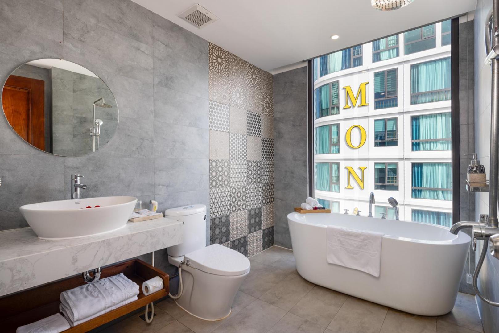 Minh Chau Premium Hotel Danang Bagian luar foto