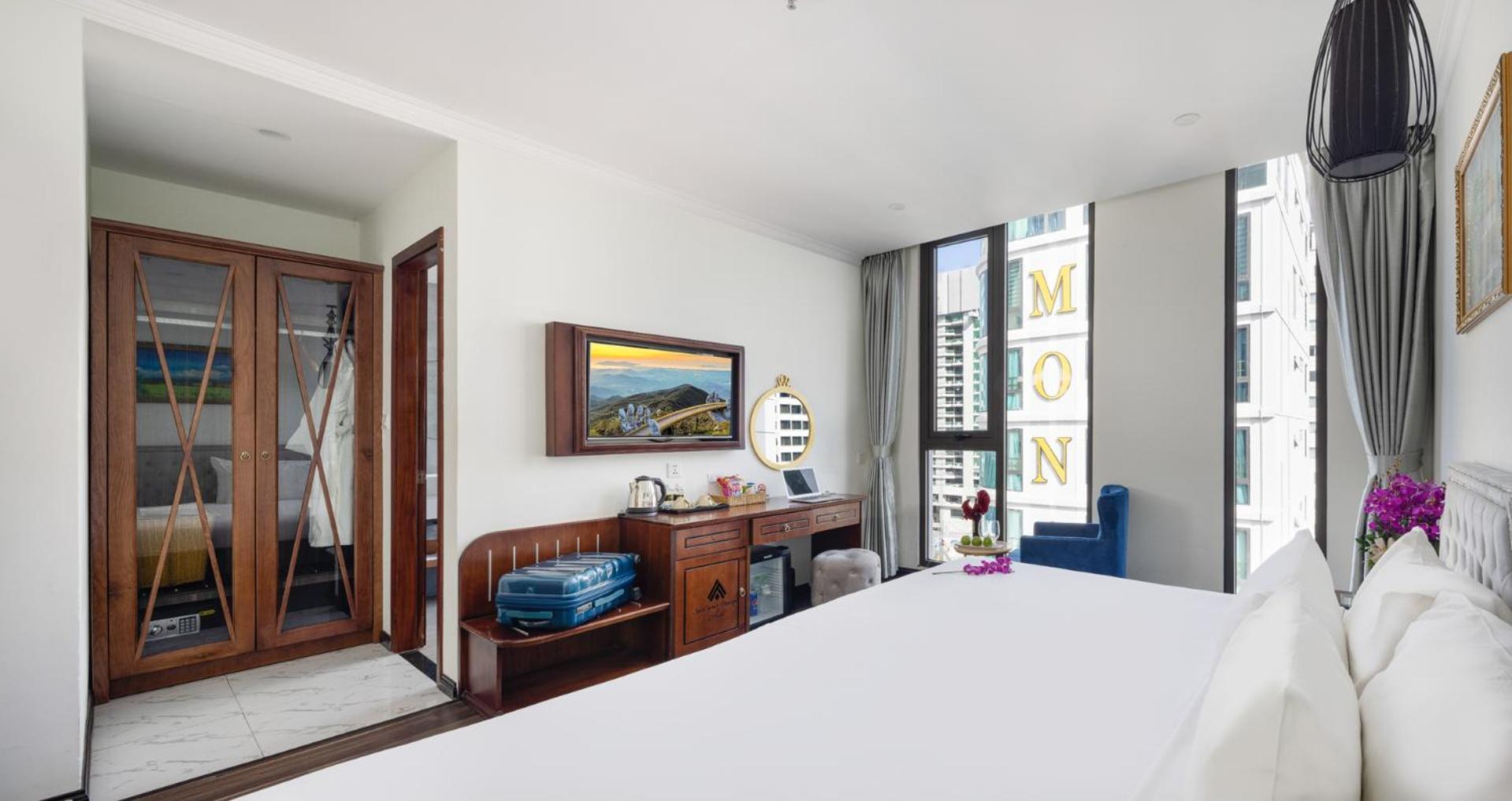 Minh Chau Premium Hotel Danang Bagian luar foto